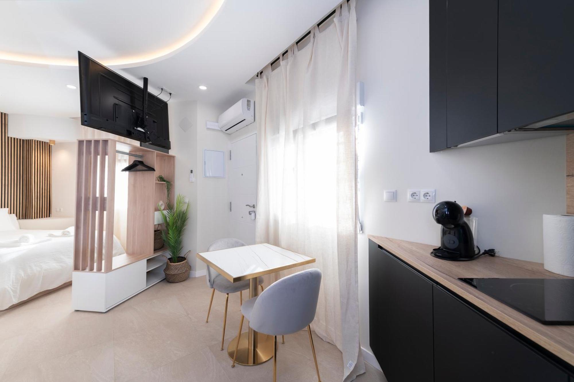 Malaga Boutique V.V Luxury Jacuzzy Apartment Ngoại thất bức ảnh